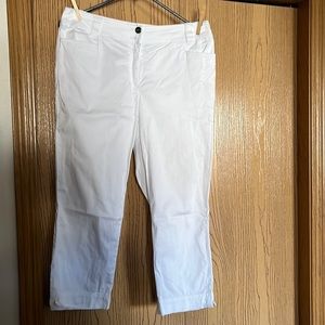 Chico’s White Cropped Denim Pants Size 5